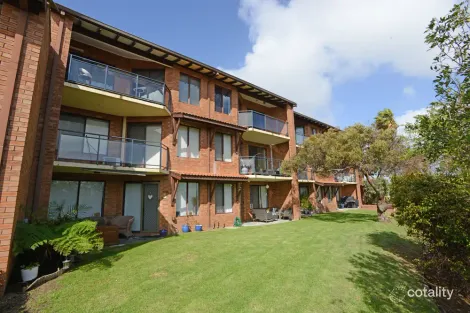 7/72 Stanley St, Scarborough, WA 6019