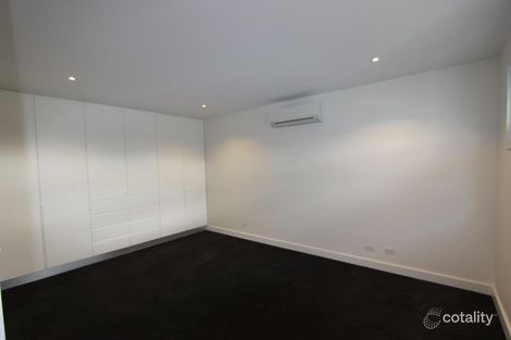 Property photo of 2/15 Carrington Road Niddrie VIC 3042