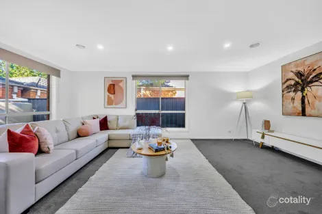 Property photo of 21 Dargy Amble Point Cook VIC 3030