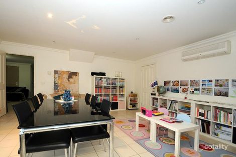 Property photo of 1/328 Waverley Road Mount Waverley VIC 3149