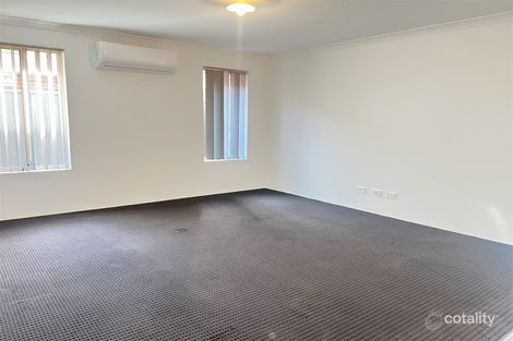 Property photo of 33 Clarendon Circuit Lakelands WA 6180