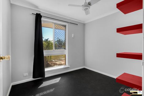 Property photo of 8 Willow Way Maddington WA 6109