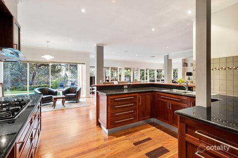 Property photo of 8 Pygmalion Rise Warrandyte VIC 3113