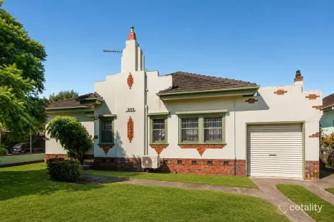 Property photo of 353 Neerim Road Carnegie VIC 3163
