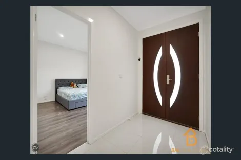 Property photo of 55 Ludo Circuit Truganina VIC 3029