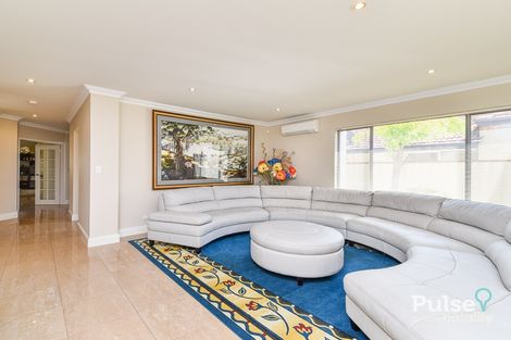 Property photo of 28 Kardan Circuit Karawara WA 6152