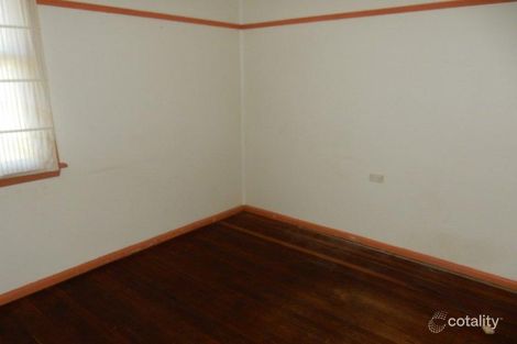 Property photo of 10 Floyd Place Mount Pritchard NSW 2170