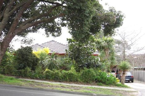 57 Avonhurst Dr, Glen Waverley, VIC 3150