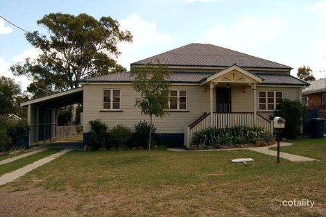 7 Furness Cres, Warwick, QLD 4370