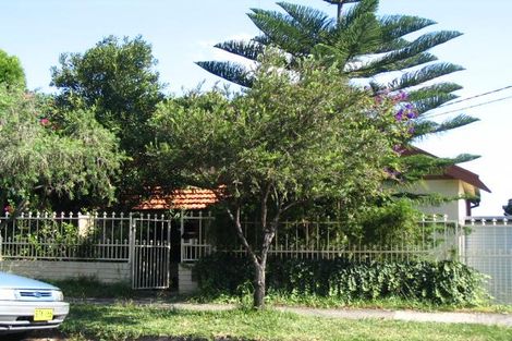 10 Lasswade St, Ashbury, NSW 2193