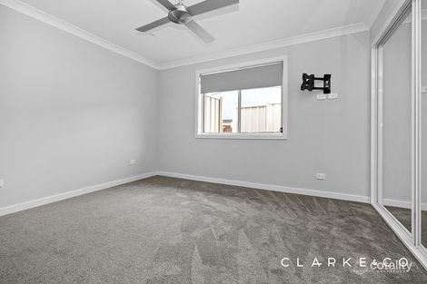 Property photo of 2/61 Clayton Crescent Rutherford NSW 2320