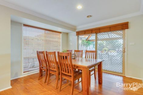 Property photo of 5 Kanmore Crescent Hillside VIC 3037