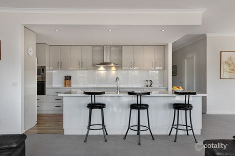 Property photo of 5 The Billabong Eastwood VIC 3875