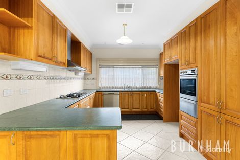 Property photo of 27 Karinya Close Werribee VIC 3030