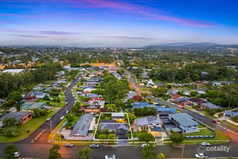 Property photo of 10 Mitchell Avenue Molendinar QLD 4214
