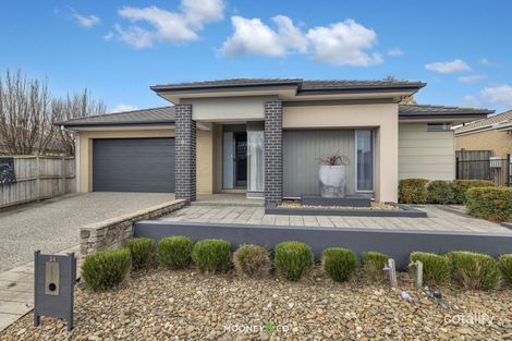 34 Crepe Ave, Cranbourne West, VIC 3977