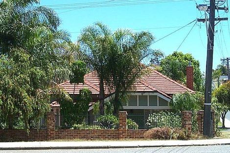 93 London St, Mount Hawthorn, WA 6016