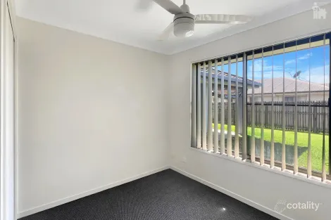 Property photo of 18 Bounty Circuit Eli Waters QLD 4655