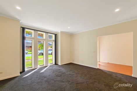 Property photo of 39 Primula Avenue Brooklyn VIC 3012