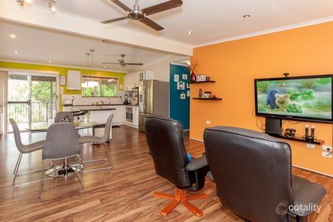 Property photo of 48 Sandpiper Avenue New Auckland QLD 4680