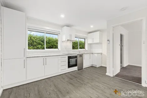 5/2-4 SALMON ST, MENTONE, VIC 3194