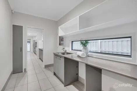 Property photo of 5 Finnegan Circuit Oxley QLD 4075