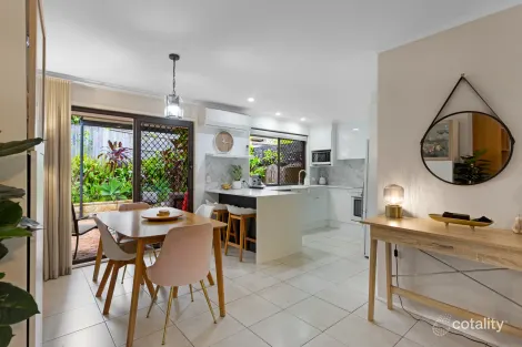 Property photo of 31/244 Ron Penhaligon Way Robina QLD 4226