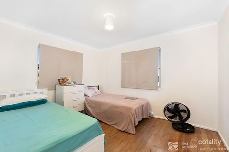Property photo of 2 Beitz Avenue Labrador QLD 4215