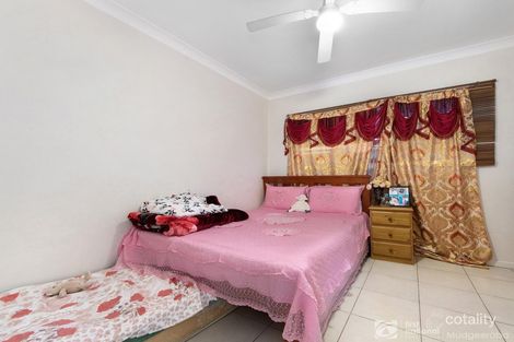 Property photo of 2 Beitz Avenue Labrador QLD 4215