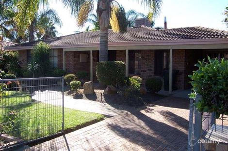 122 Newburn Rd, High Wycombe, WA 6057