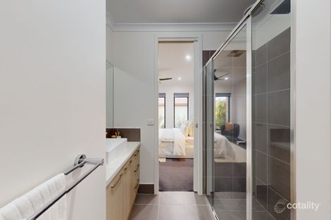 Property photo of 23 Driver Terrace Glenroy NSW 2640