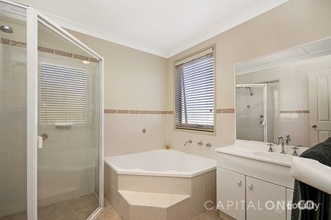 Property photo of 16 Silverbirch Avenue Mardi NSW 2259