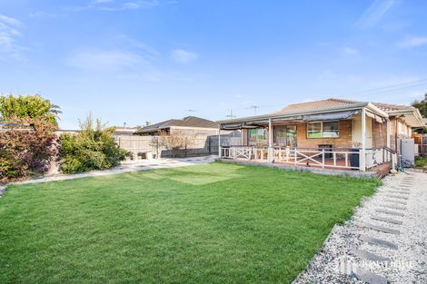 Property photo of 31 Neasham Drive Dandenong North VIC 3175