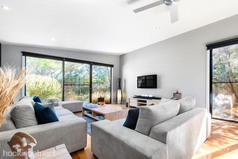 Property photo of 5 Maxwell Street Blairgowrie VIC 3942