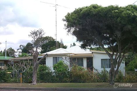 17 Hansen St, Urangan, QLD 4655