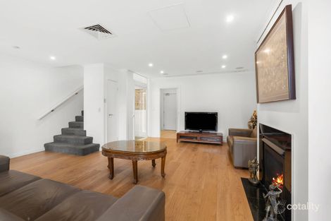 Property photo of 135 Beach Street Port Melbourne VIC 3207