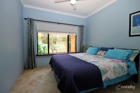 Property photo of 4 Crimp Crescent Leschenault WA 6233