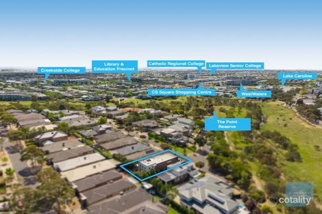 Property photo of 30 Caesia Way Caroline Springs VIC 3023