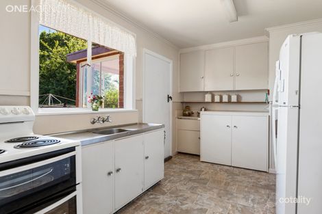 Property photo of 3 Carter Place Devonport TAS 7310