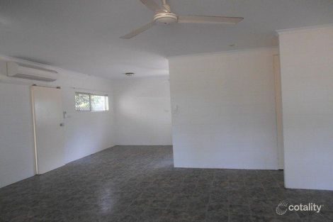Property photo of 9 Mills Close Manoora QLD 4870