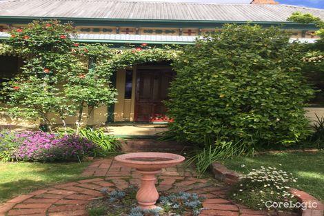 Property photo of 33 Honeysuckle Street Bendigo VIC 3550