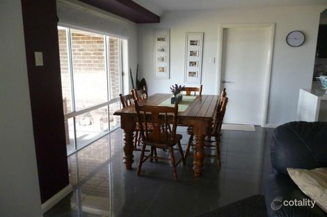 Property photo of 23 Diamond Drive Orange NSW 2800