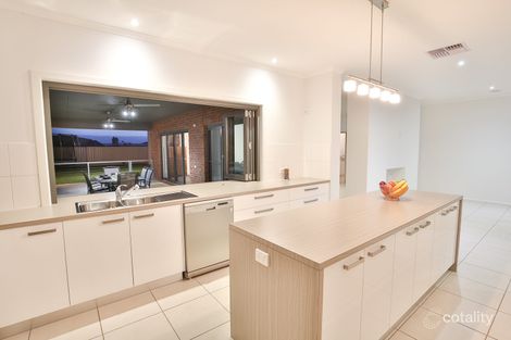 Property photo of 5 Roy Harwood Drive Irymple VIC 3498