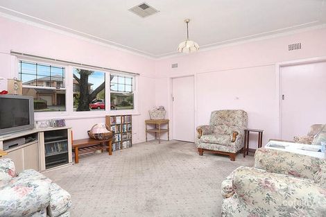 Property photo of 63 The Grove Fairfield NSW 2165