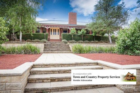 30 Robb Dr, Romsey, VIC 3434