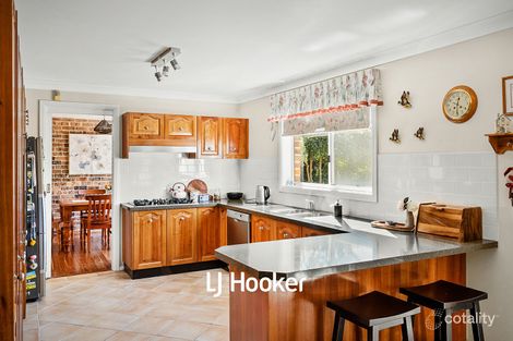 Property photo of 4 Wildflower Place Dural NSW 2158