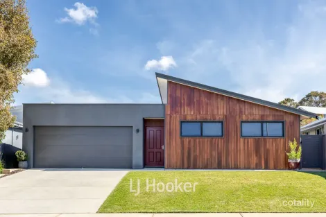 Property photo of 42 Martingale Drive Dunsborough WA 6281