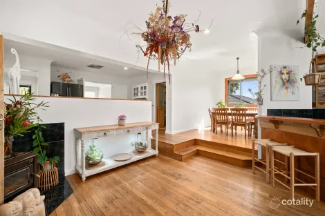 Property photo of 9 Norman Crescent Hackham SA 5163