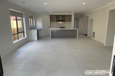 Property photo of 28 Luppino Street Donnybrook VIC 3064