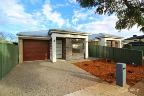 Property photo of 8 Maidos Grove Valley View SA 5093